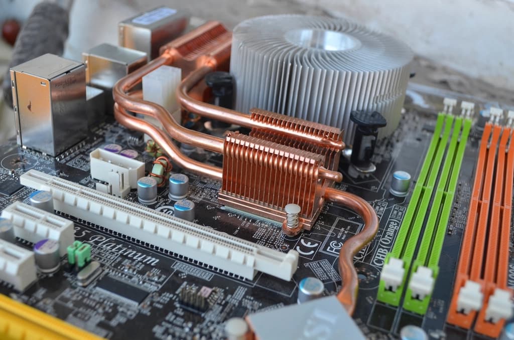 Computer hardware image for operating systems concepts
